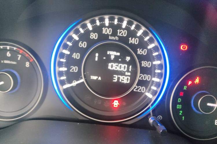 Used Honda Crider 2013 1.8L automatic comfort version Odometer Close Up