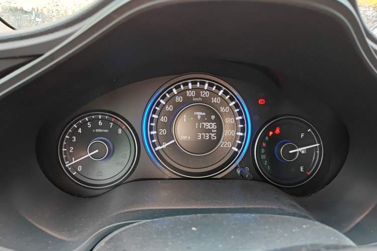 Used Honda Crider 2013 1.8L automatic comfort version Odometer Close Up