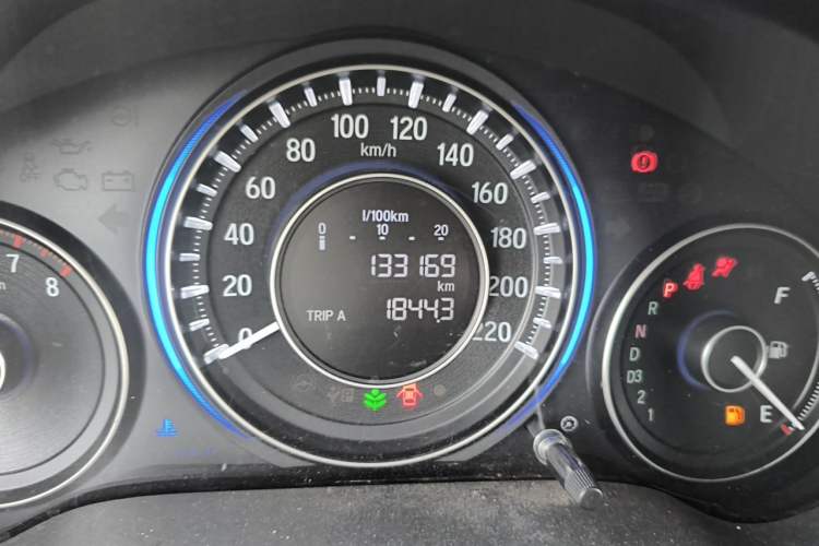 Used Honda Crider 2013 1.8L automatic comfort version Odometer Close Up