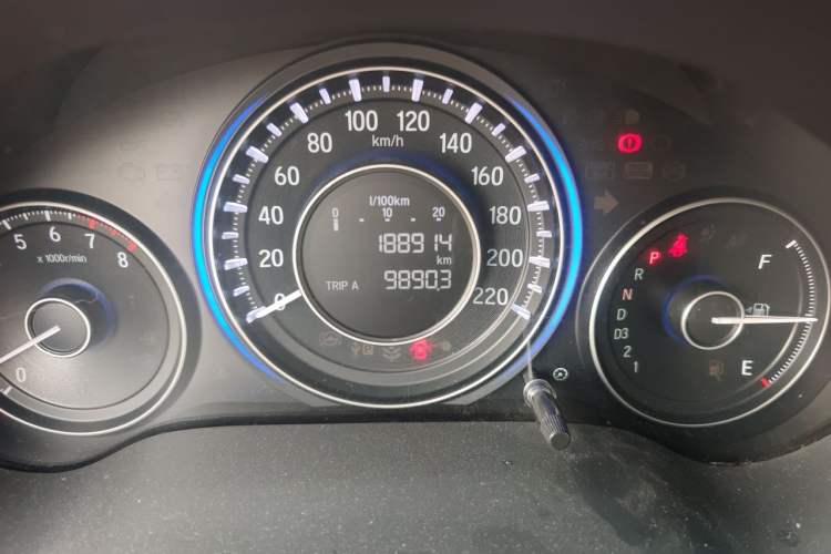 Used Honda Crider 2013 1.8L automatic comfort version Odometer Close Up