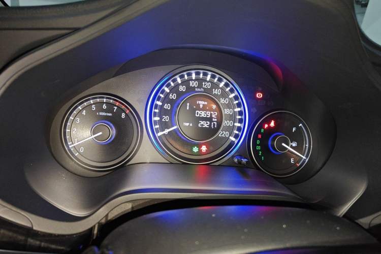 Used Honda Crider 2013 1.8L automatic comfort version Odometer Close Up