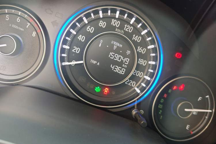 Used Honda Crider 2013 1.8L automatic comfort version Odometer Close Up