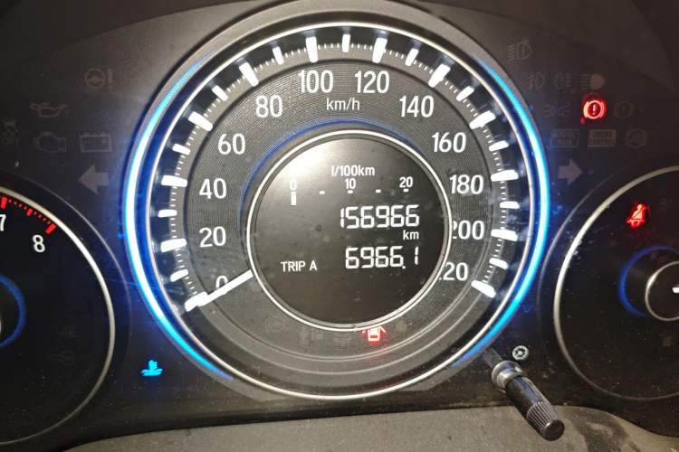 Used Honda Crider 2013 1.8L manual Comfort version Odometer Close Up