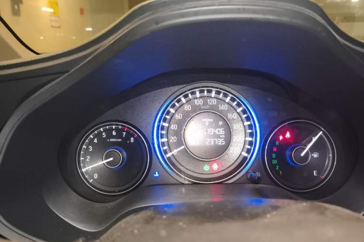 Used Honda Crider 2013 1.8L automatic luxury edition Odometer Close Up