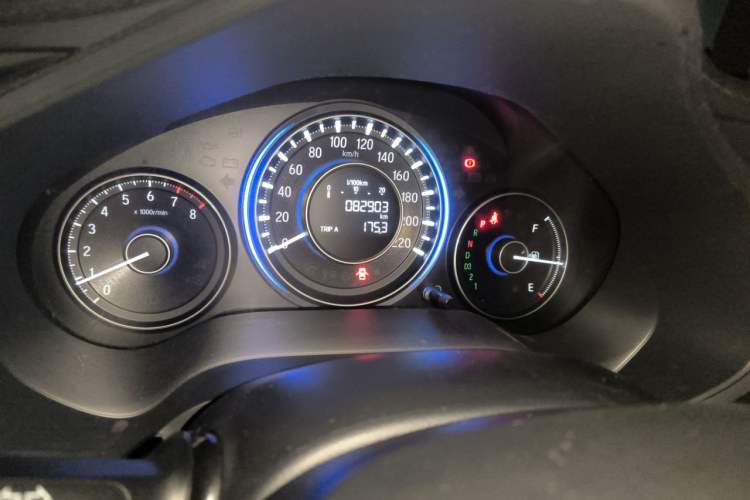 Used Honda Crider 2013 1.8L automatic luxury edition Odometer Close Up
