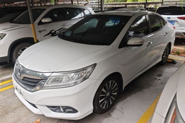 Used Honda Crider 2013 1.8L automatic luxury edition
