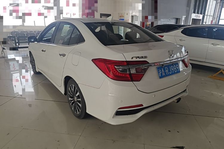 Used Honda Crider 2013 1.8L automatic luxury edition Rear Left 45 Deg