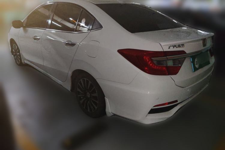 Used Honda Crider 2013 1.8L automatic luxury edition Rear Left 45 Deg