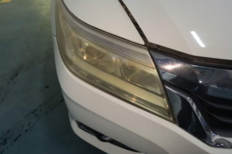Used Honda Crider 2013 1.8L automatic comfort version Right Front Headlight