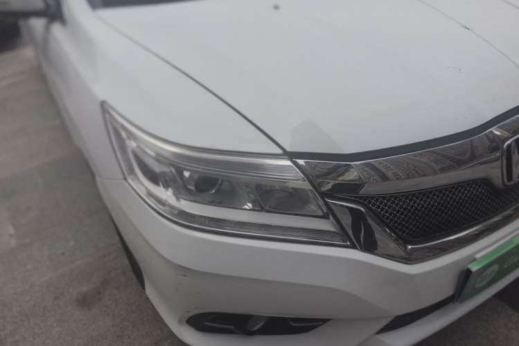 Used Honda Crider 2013 1.8L automatic luxury edition Right Front Headlight