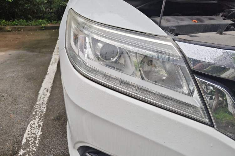 Used Honda Crider 2013 1.8L manual Comfort version Right Front Headlight