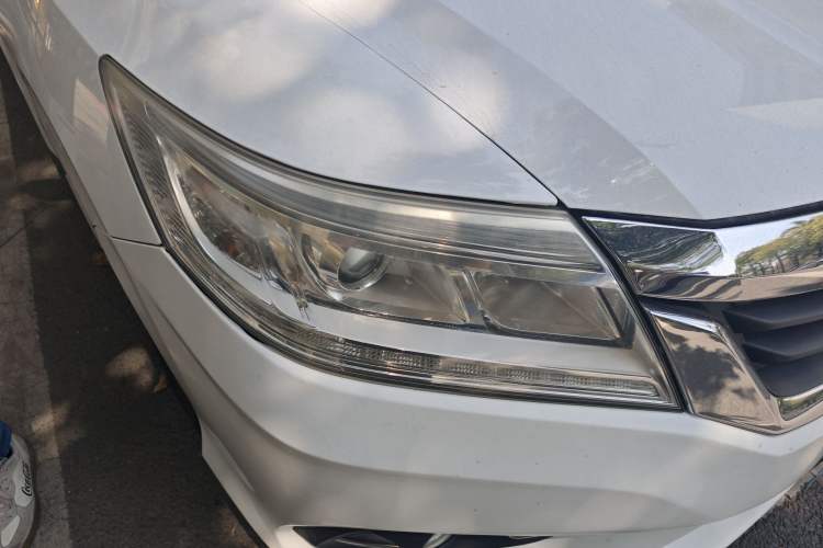 Used Honda Crider 2013 1.8L automatic comfort version Right Front Headlight
