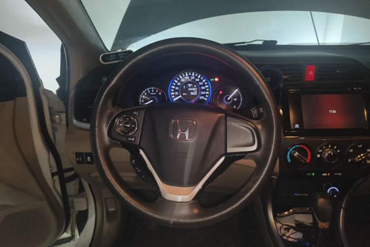 Used Honda Crider 2013 1.8L automatic luxury edition Steering Wheel