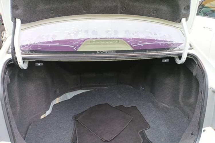 Used Honda Crider 2013 1.8L manual Comfort version Trunk