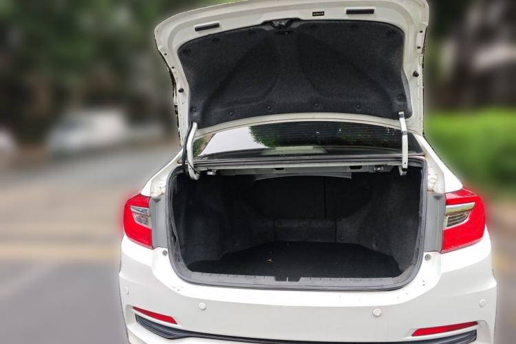 Used Honda Crider 2013 1.8L automatic luxury edition Trunk