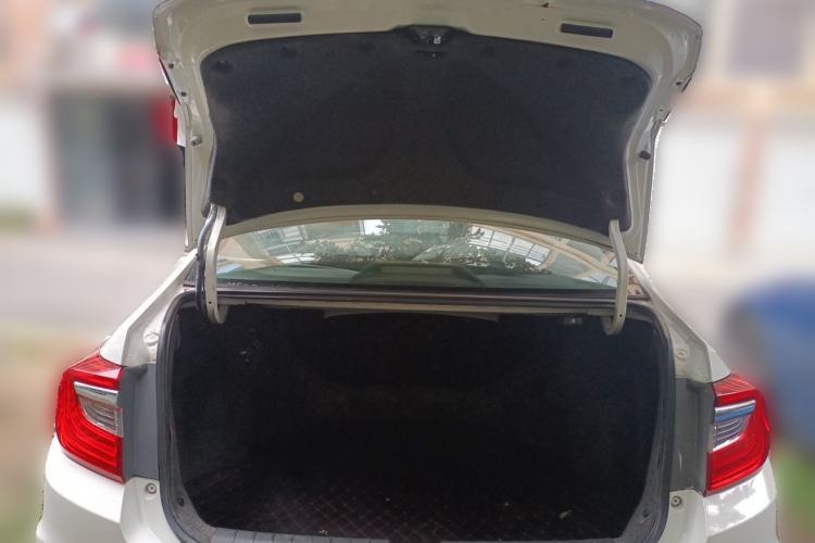 Used Honda Crider 2013 1.8L automatic luxury edition Trunk