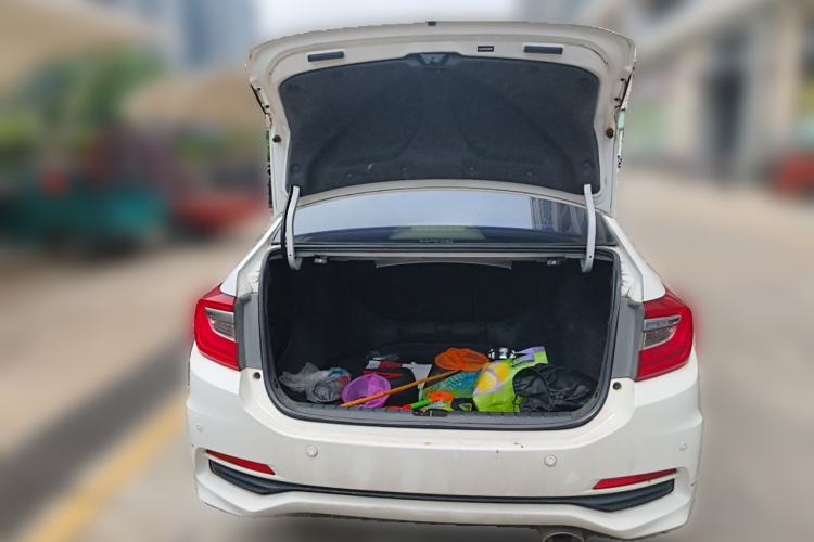 Used Honda Crider 2013 1.8L automatic luxury edition Trunk