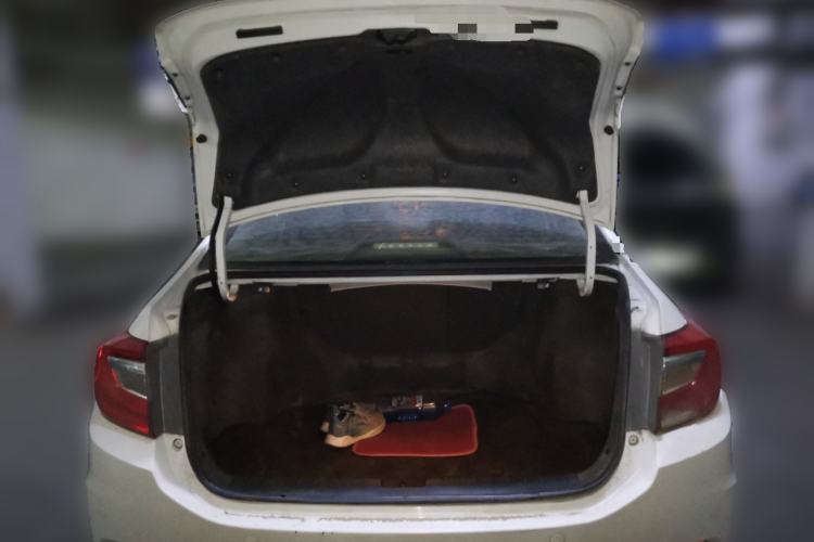 Used Honda Crider 2013 1.8L automatic luxury edition Trunk