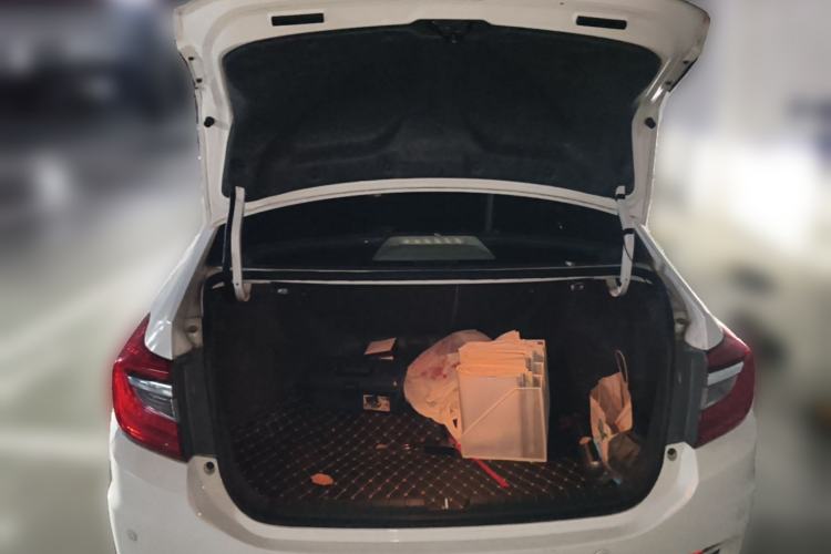 Used Honda Crider 2013 1.8L automatic luxury edition Trunk