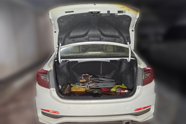 Used Honda Crider 2013 1.8L automatic luxury edition Trunk