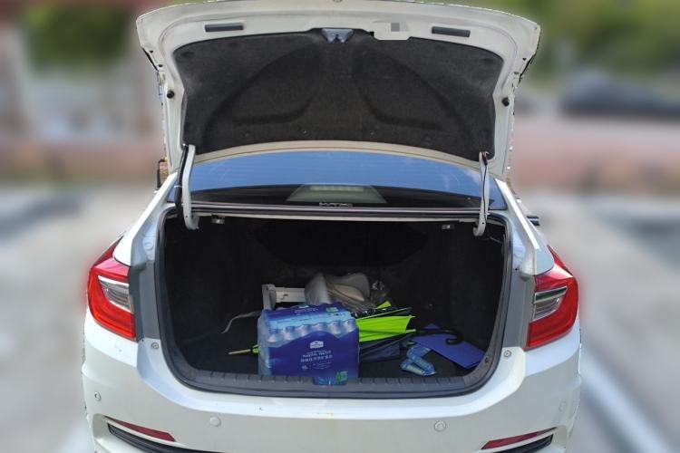 Used Honda Crider 2013 1.8L automatic luxury edition Trunk