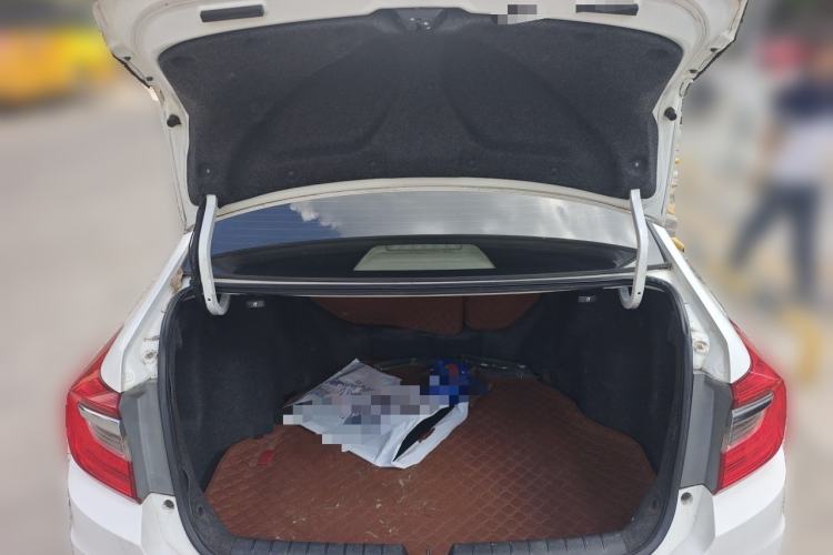 Used Honda Crider 2013 1.8L automatic comfort version Trunk