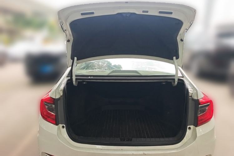 Used Honda Crider 2013 1.8L manual Comfort version Trunk