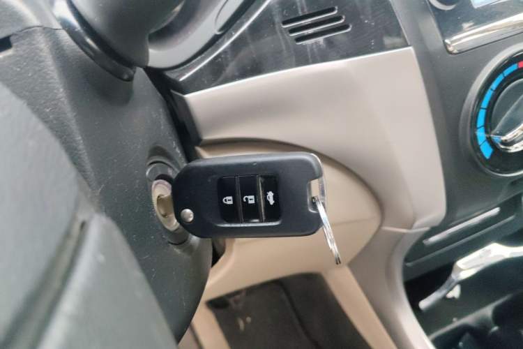 Used Honda Crider 2013 1.8L automatic comfort version Vehicle Key