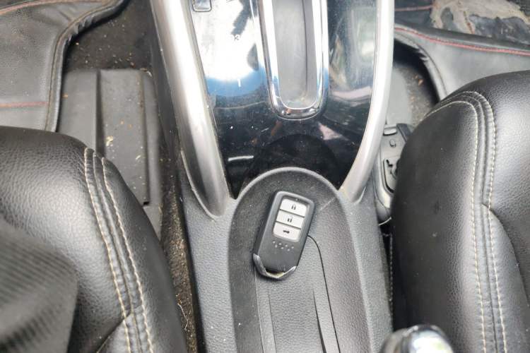 Used Honda Crider 2013 1.8L automatic luxury edition Vehicle Key
