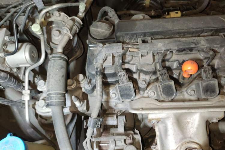 Used Honda Crider 2013 1.8L automatic luxury edition Engine Bay Right