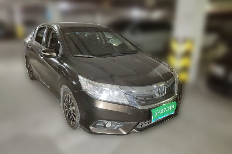 Used Honda Crider 2013 1.8L automatic luxury edition Front Right 45 Deg