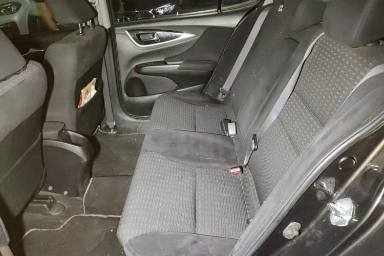 Used Honda Crider 2013 1.8L automatic luxury edition Left Rear Seat