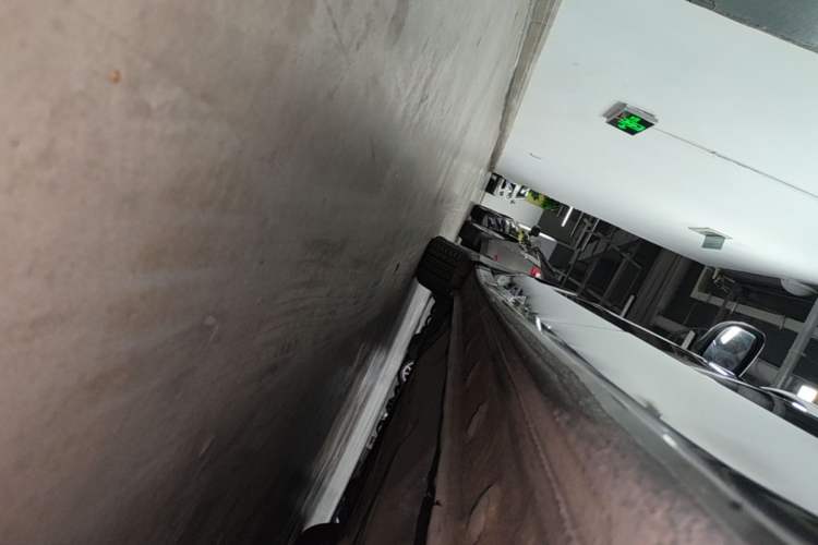 Used Honda Crider 2013 1.8L automatic luxury edition Left Side Sill
