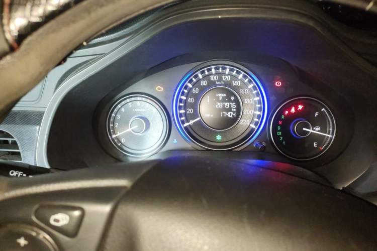 Used Honda Crider 2013 1.8L automatic luxury edition Odometer Close Up