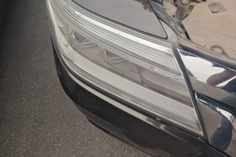 Used Honda Crider 2013 1.8L automatic flagship version Right Front Headlight