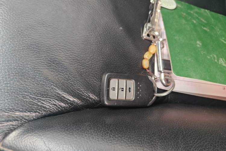 Used Honda Crider 2013 1.8L automatic flagship version Vehicle Key
