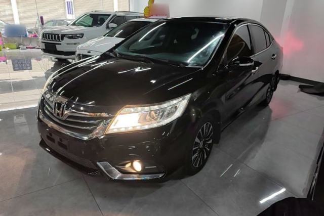 Used Honda Crider 2015 1.8L automatic luxury edition