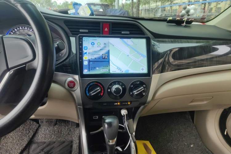 Used Honda Crider 2015 1.8L Automatic Ultra-Configured Limited Edition Audio And AC Panel