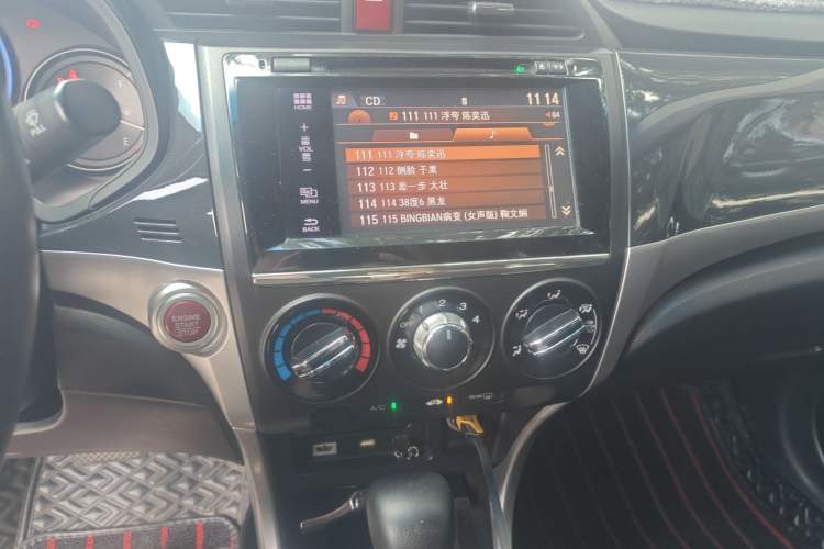 Used Honda Crider 2015 1.8L Automatic Ultra-Configured Limited Edition Audio And AC Panel