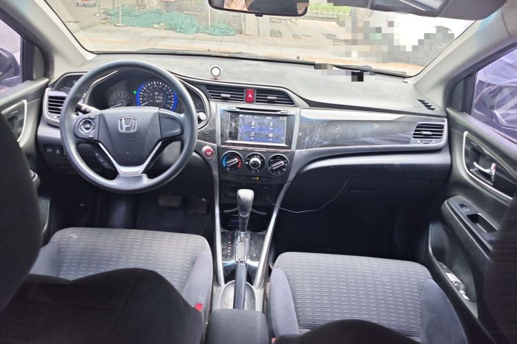 Used Honda Crider 2015 1.8L automatic luxury edition Center Console