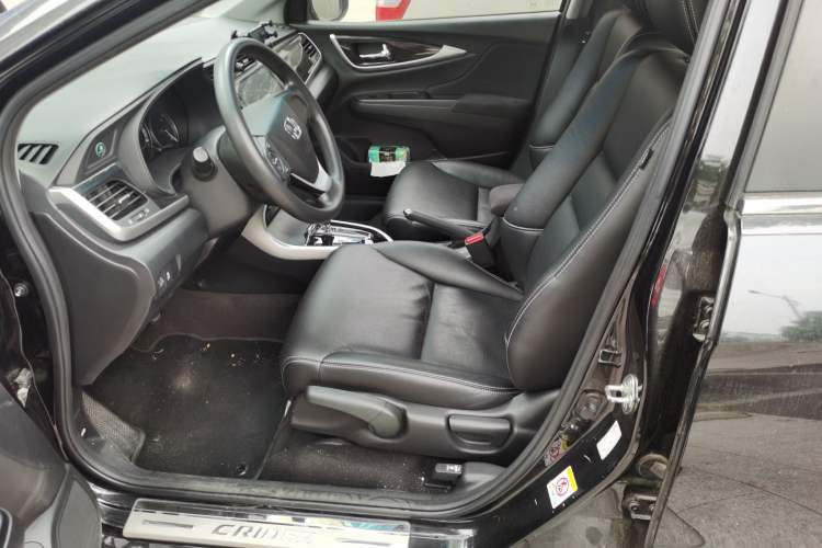 Used Honda Crider 2015 1.8L Automatic Ultra-Configured Limited Edition Driver Seat