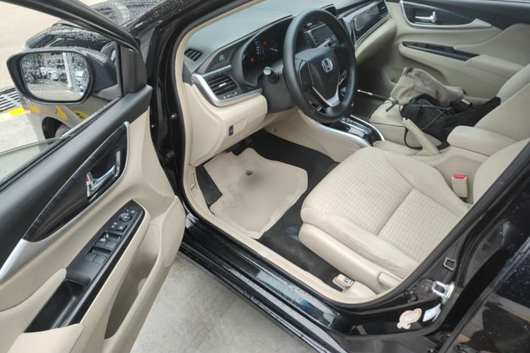 Used Honda Crider 2015 1.8L automatic comfort version Driver Seat