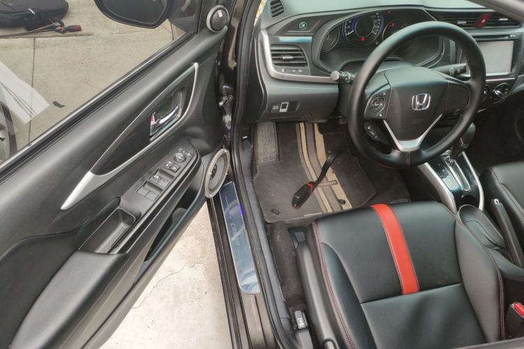 Used Honda Crider 2015 1.8L automatic comfort version Driver Seat