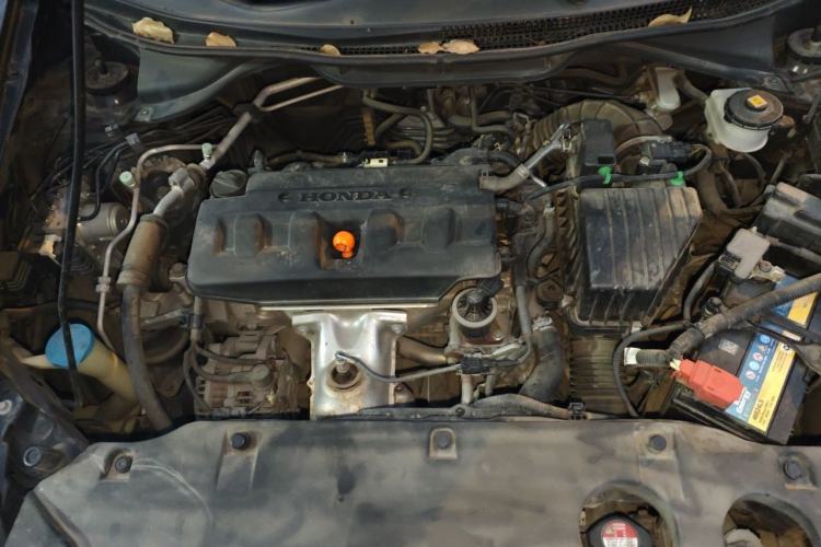 Used Honda Crider 2015 1.8L automatic luxury edition Engine Bay