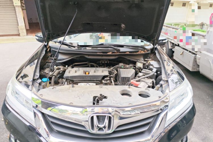 Used Honda Crider 2015 1.8L automatic comfort version Engine Bay