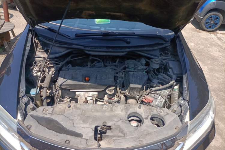 Used Honda Crider 2015 1.8L automatic comfort version Engine Bay