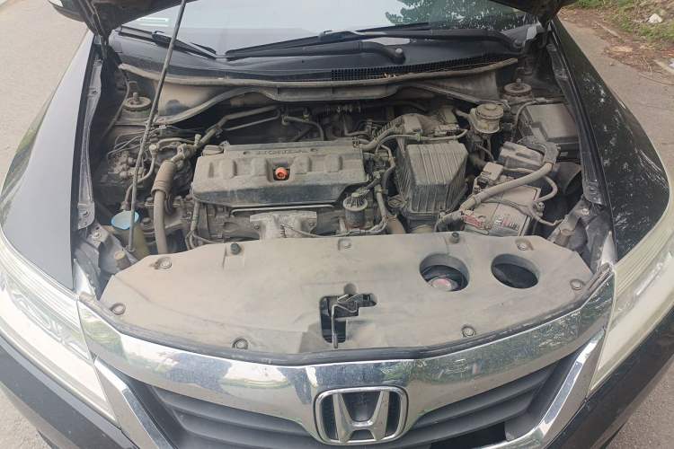 Used Honda Crider 2015 1.8L automatic comfort version Engine Bay