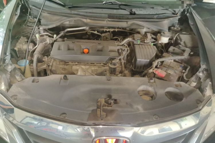 Used Honda Crider 2015 1.8L automatic luxury edition Engine Bay