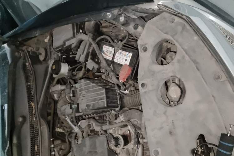 Used Honda Crider 2015 1.8L automatic comfort version Engine Bay Left