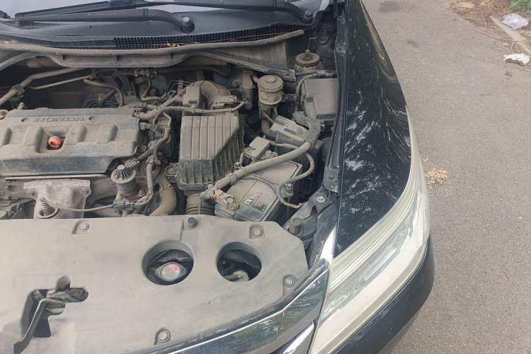 Used Honda Crider 2015 1.8L automatic comfort version Engine Bay Left